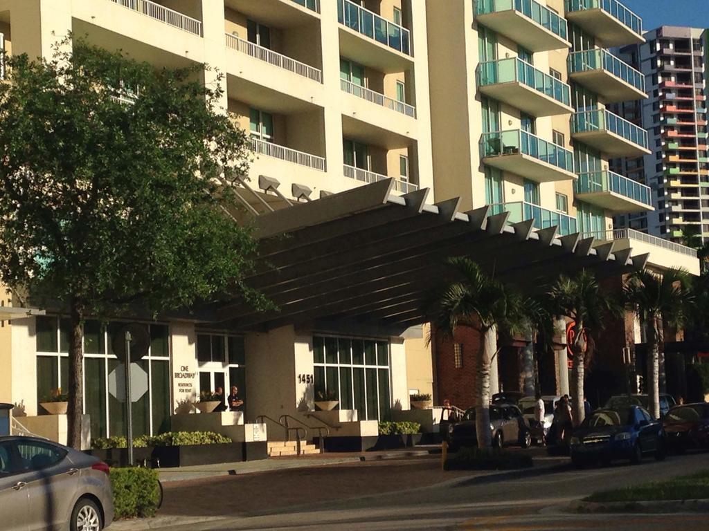 Lyx Suites At One Broadway In Brickell Miami Eksteriør bilde