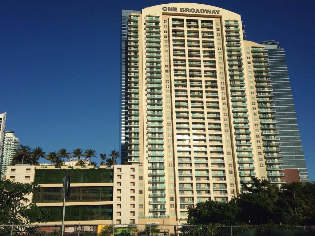 Lyx Suites At One Broadway In Brickell Miami Eksteriør bilde