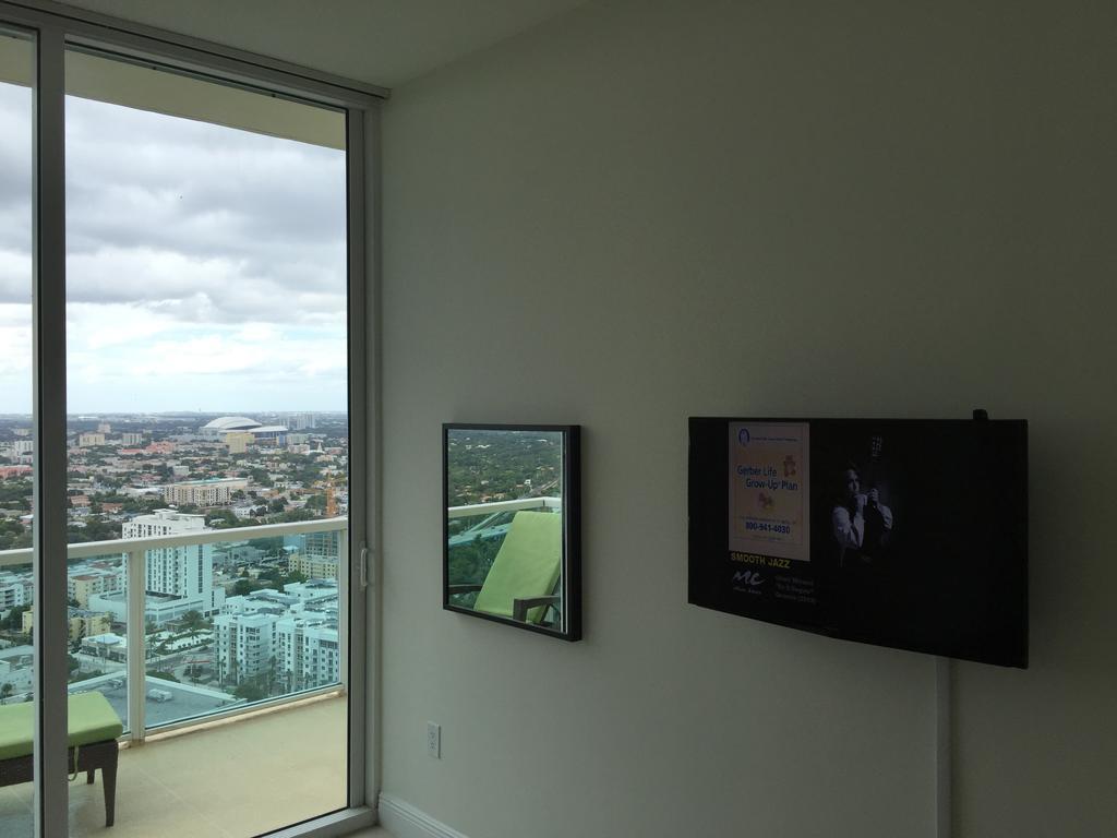 Lyx Suites At One Broadway In Brickell Miami Eksteriør bilde