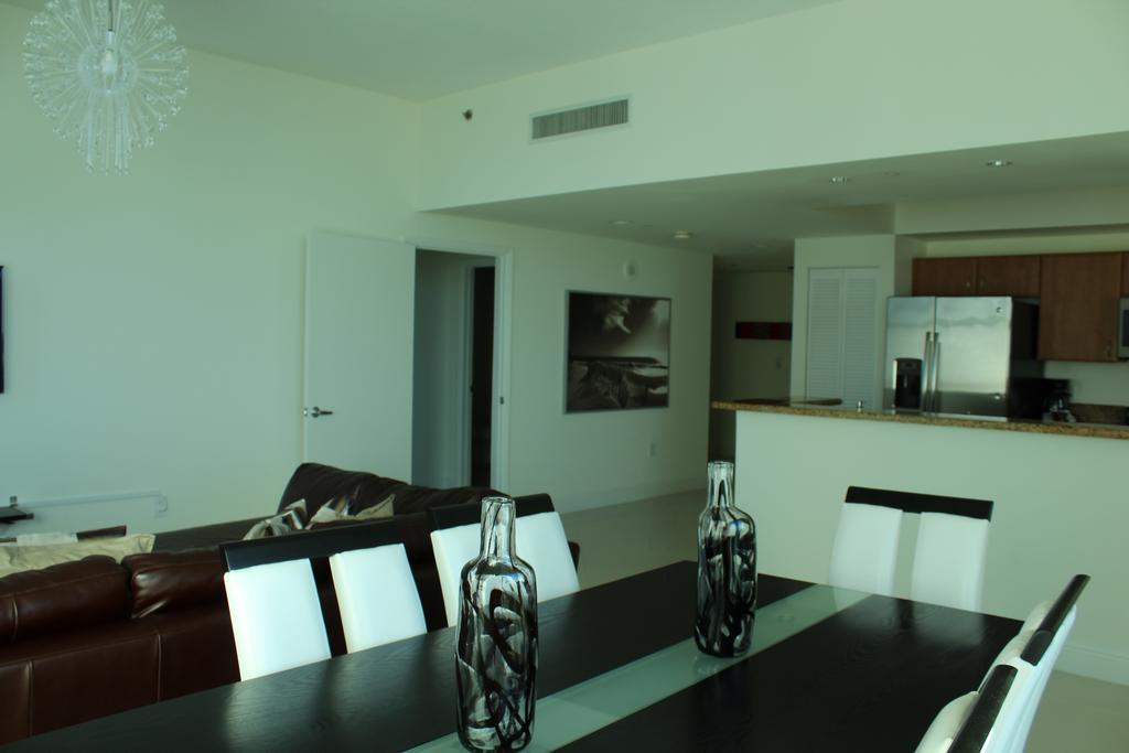 Lyx Suites At One Broadway In Brickell Miami Eksteriør bilde