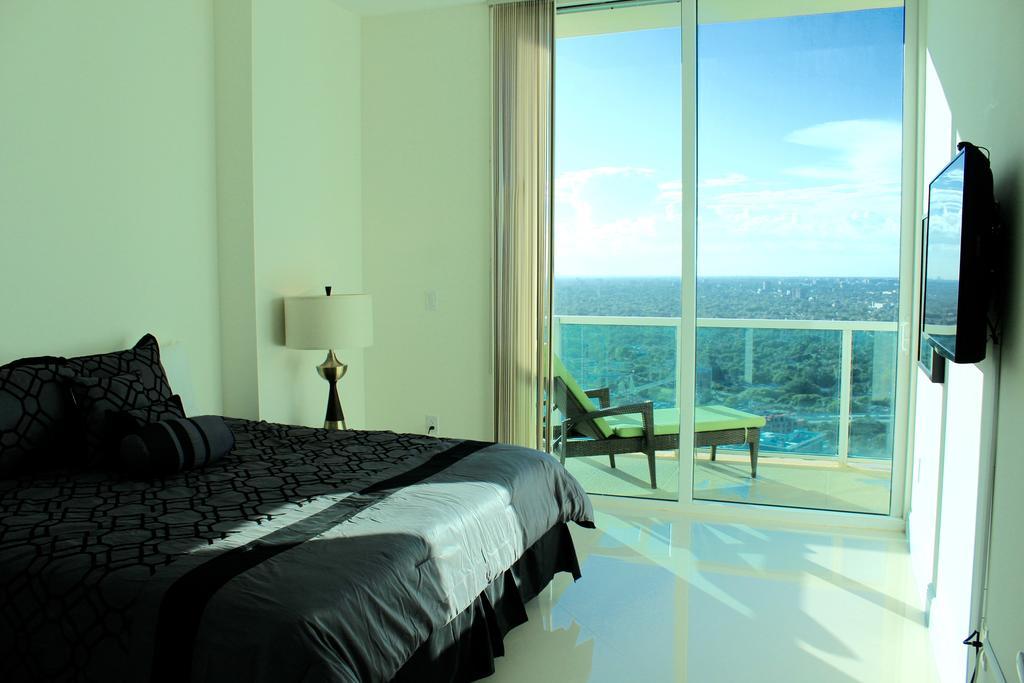 Lyx Suites At One Broadway In Brickell Miami Eksteriør bilde
