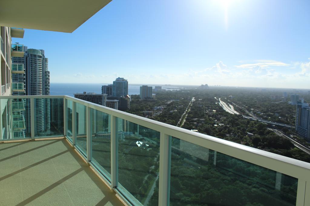 Lyx Suites At One Broadway In Brickell Miami Eksteriør bilde