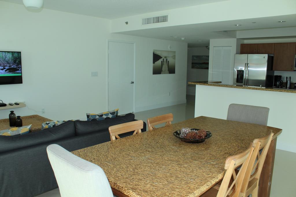 Lyx Suites At One Broadway In Brickell Miami Eksteriør bilde