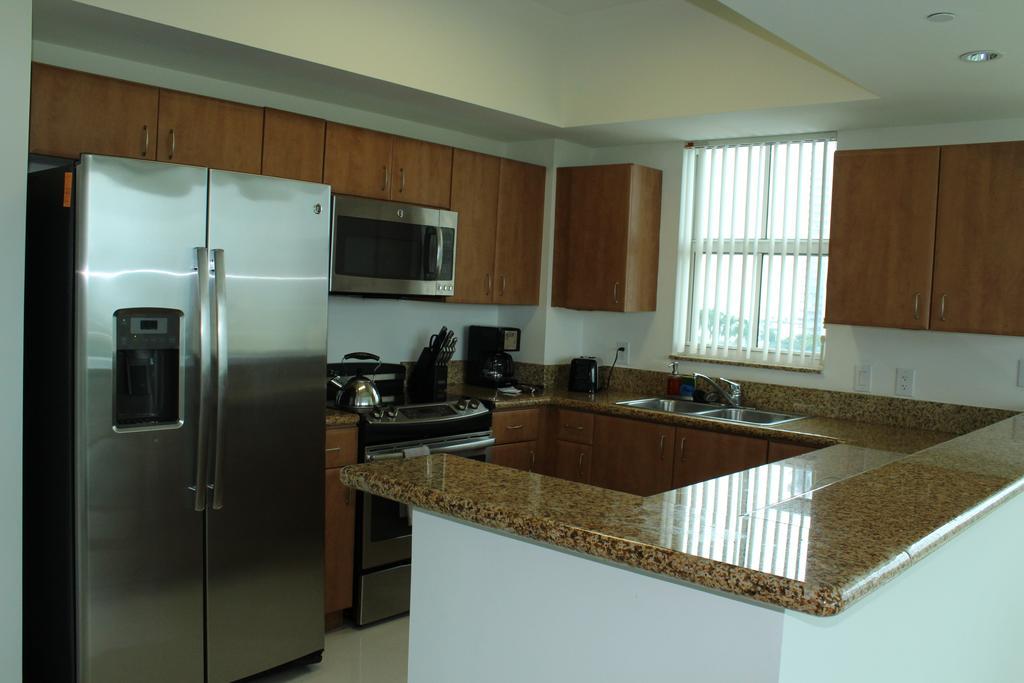 Lyx Suites At One Broadway In Brickell Miami Eksteriør bilde