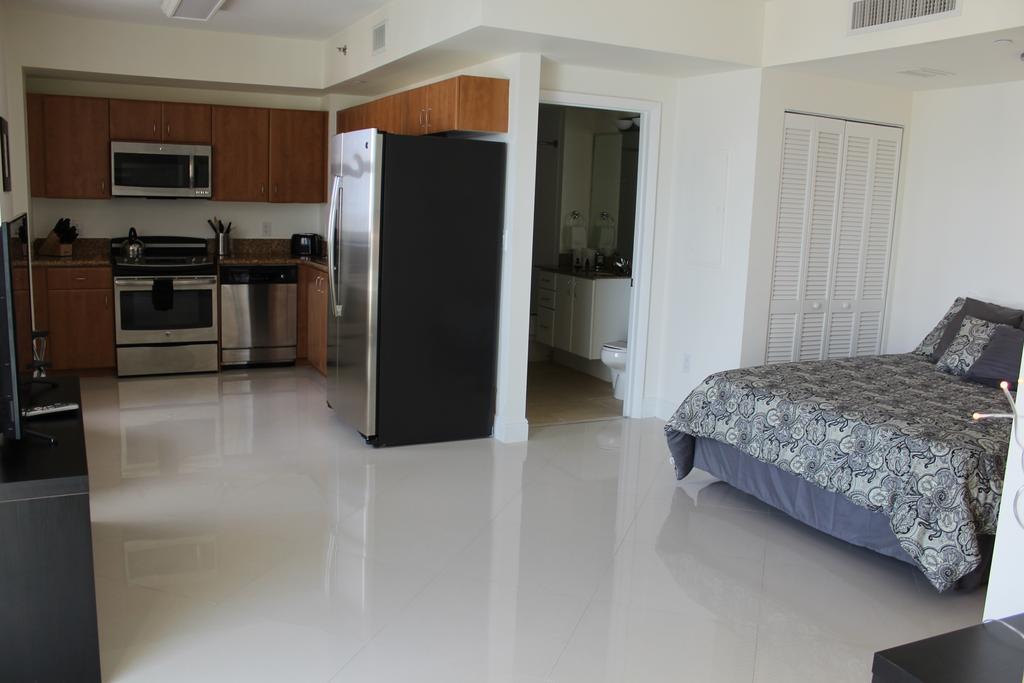 Lyx Suites At One Broadway In Brickell Miami Eksteriør bilde